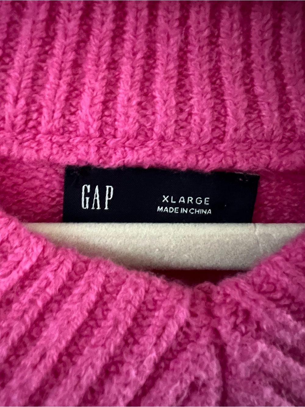 GAP Sweater - Picture 2 of 2